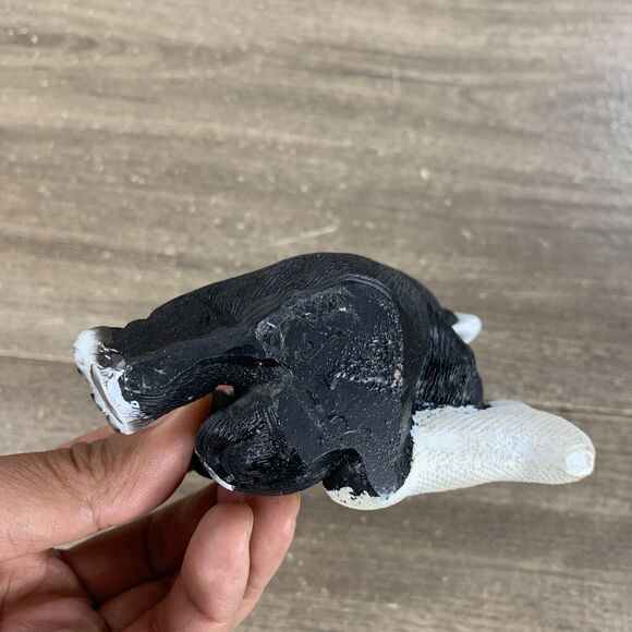 Figurine Black Dog Laughing Dog Happy Bone Laugh Much Sign Decor 2.5" - Picture 8 of 8